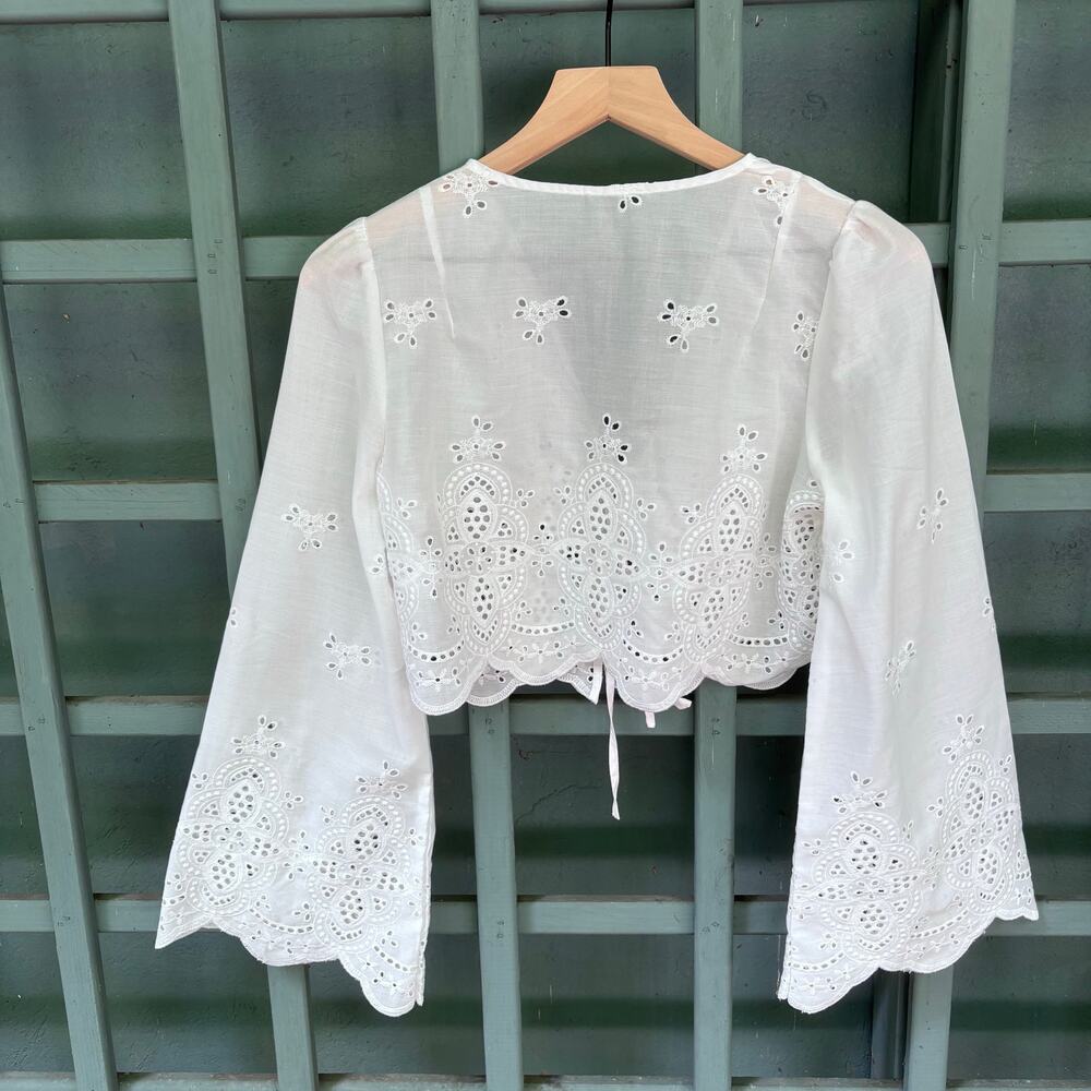 White Eyelet Tie Front Crop Blouse Bolero szXS Festval Boho Cottagecore Coquette - Picture 3 of 6